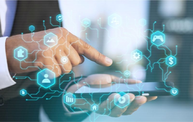 如何在互联网上隐藏IP地址以防止信息泄露？使用反追踪浏览器